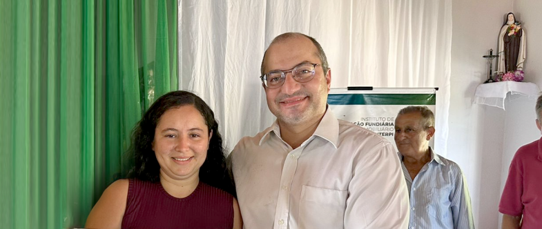 Interpi entrega títulos definitivos de terras em Sigefredo Pacheco
